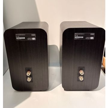 Beg. Wharfedale D320 (Svart)