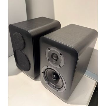 Beg. Wharfedale D320 (Svart)