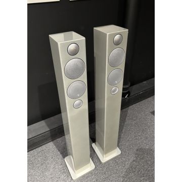 Beg. Monitor audio Radius 270HD