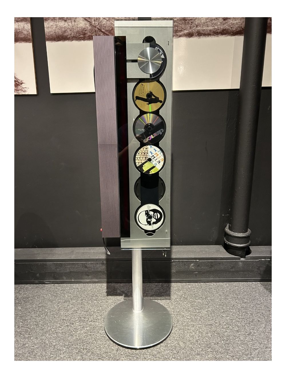 main product photo 1