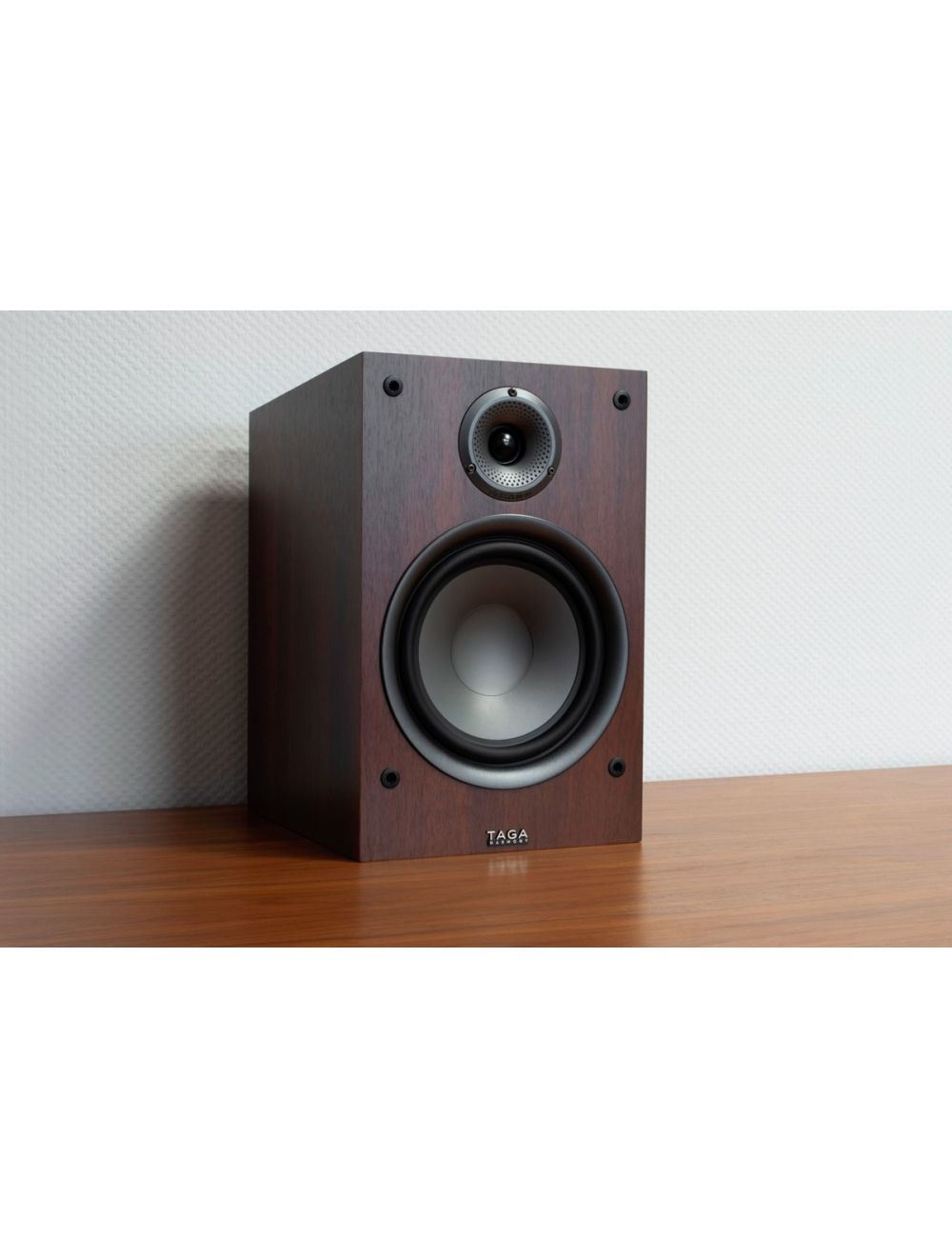 main product photo 1