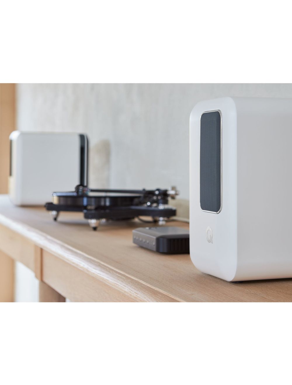 main product photo 1