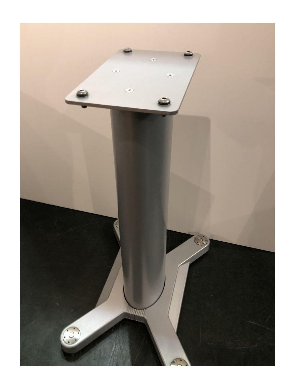 main product photo 1