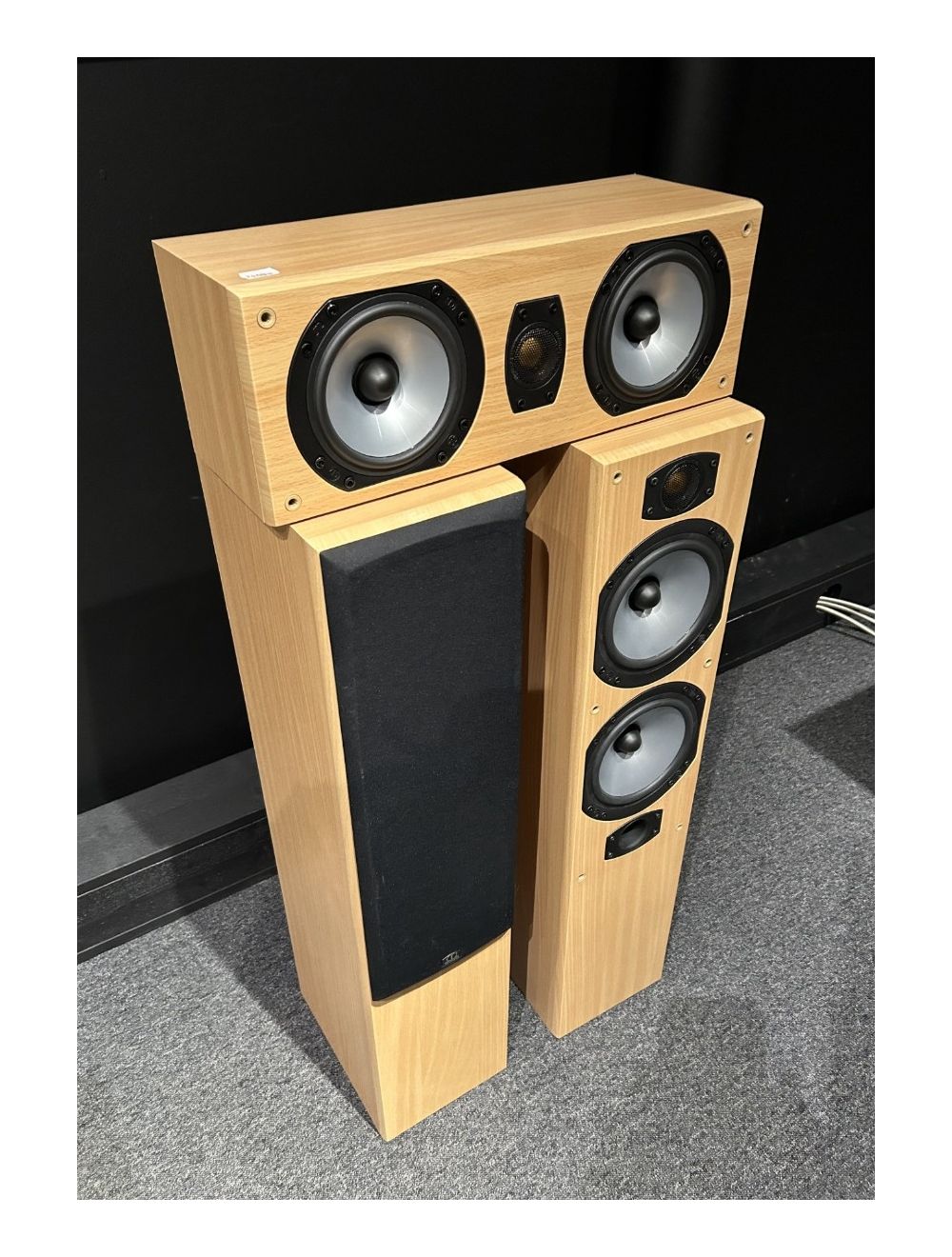 main product photo 1