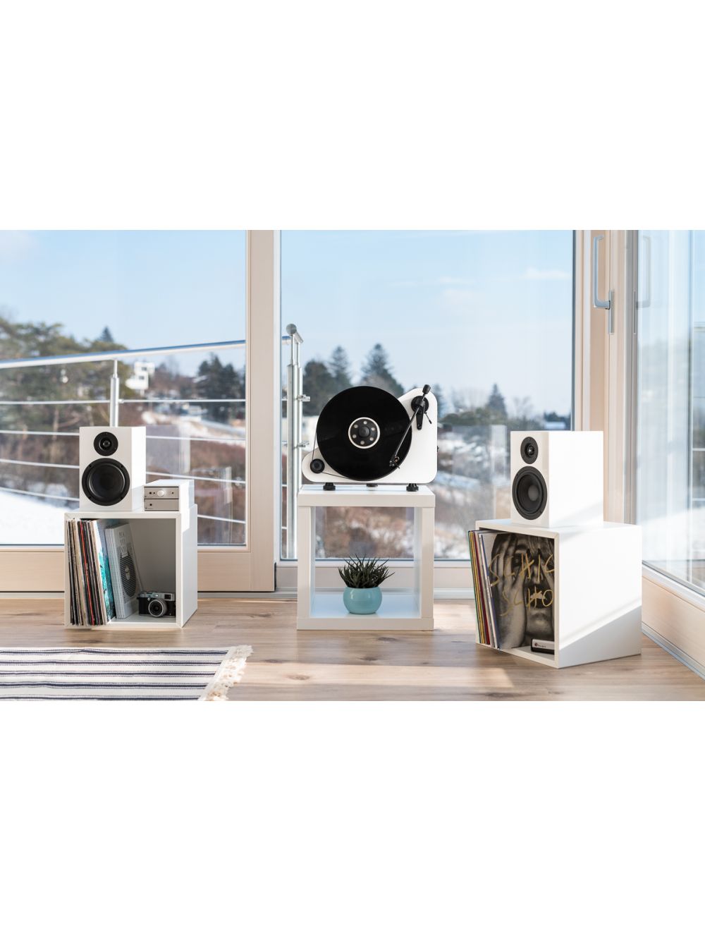 main product photo 1