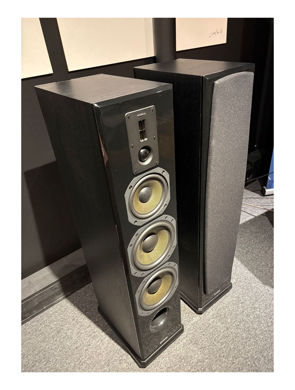 main product photo 1