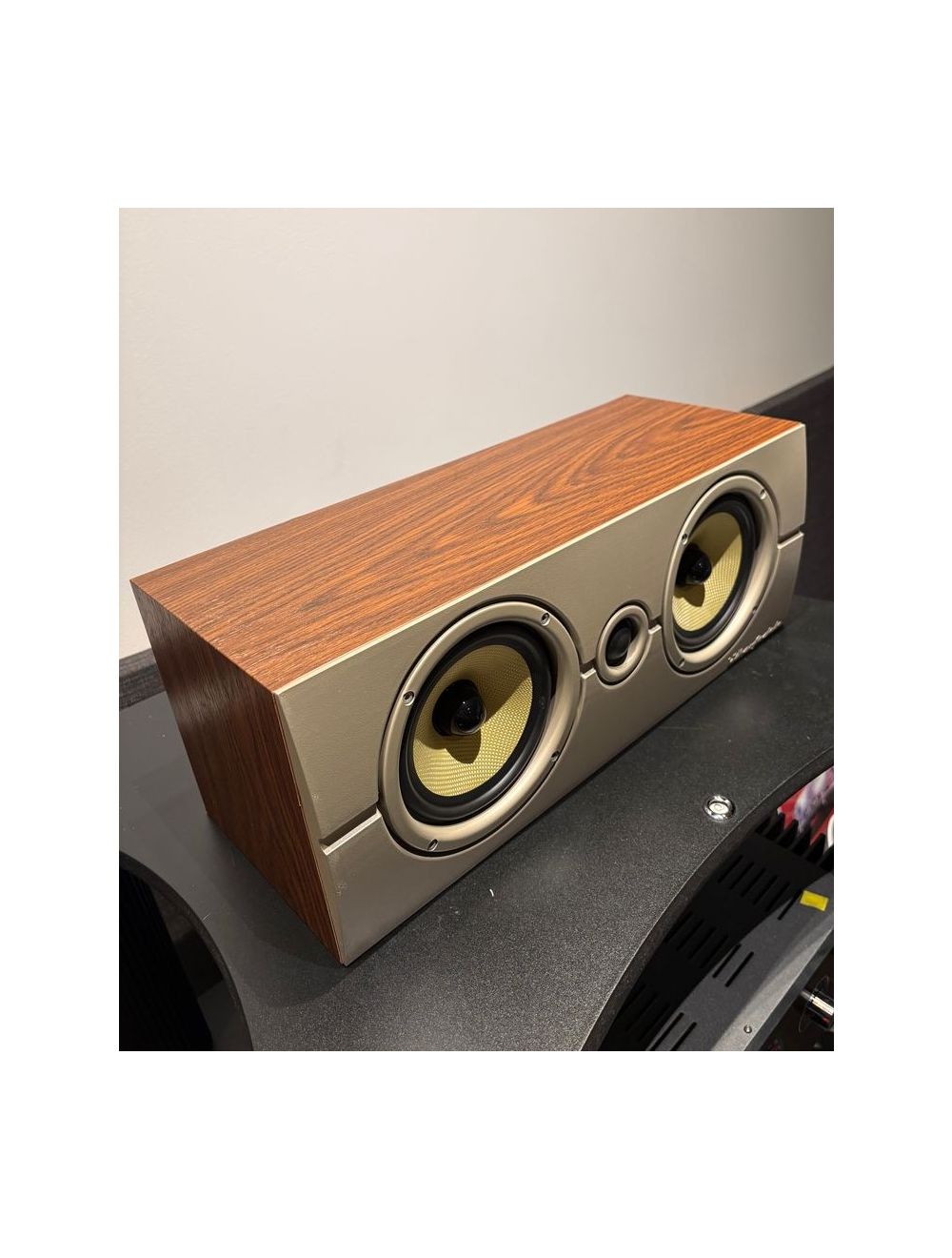 main product photo 1