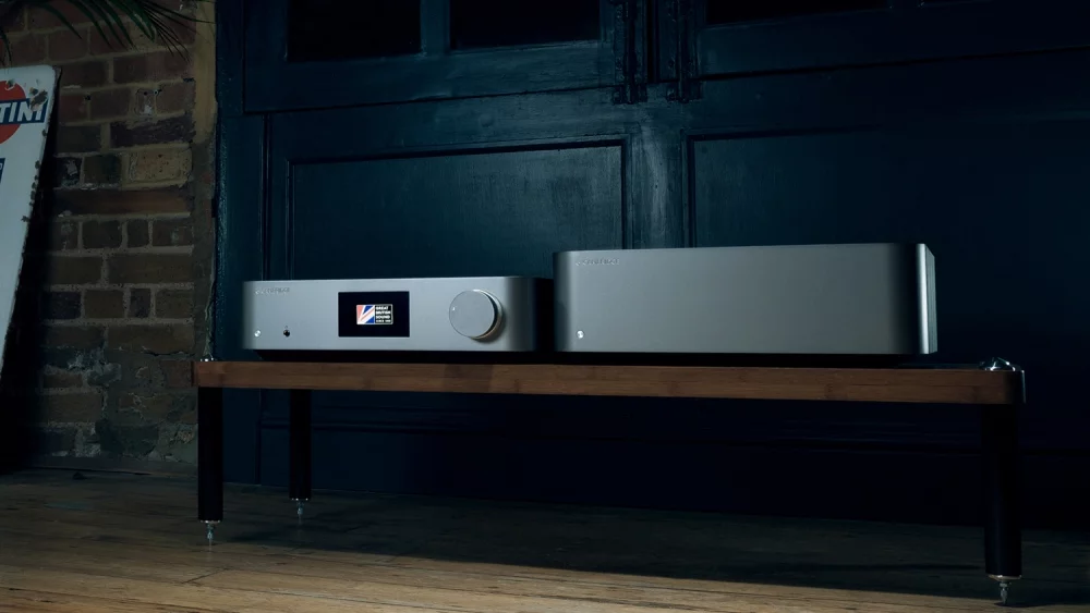 Edge W Power Amplifier and Edge NQ Network Player side-by-side