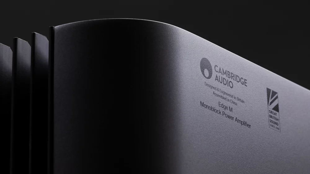 Edge W Power Amplifier close-up